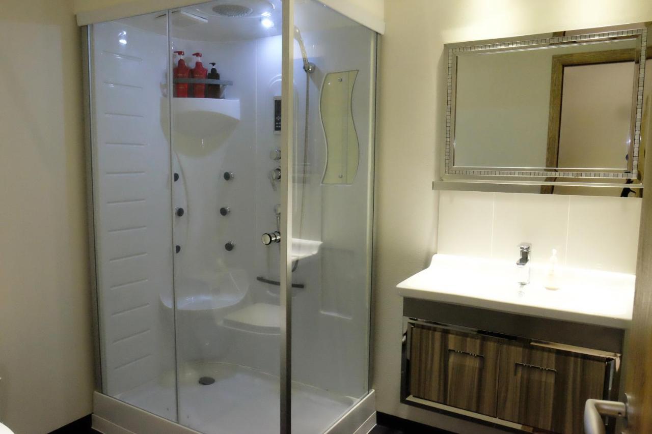 Hakuba Iwatake Apartments Bagian luar foto