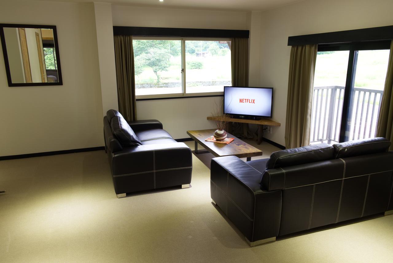 Hakuba Iwatake Apartments Bagian luar foto