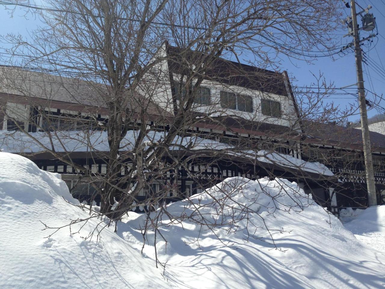 Hakuba Iwatake Apartments Bagian luar foto
